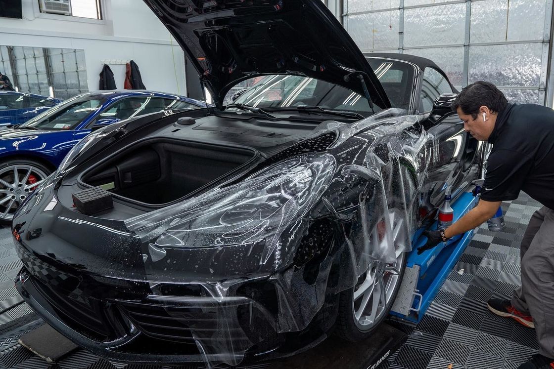 Preço de fábrica de alta qualidade PPF TPU Transparente Gloss Adesivo Película de proteção de pintura automotiva para veículos automotivos